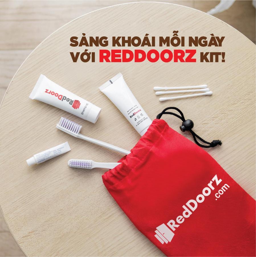 Reddoorz Ura Hotel Hung Phuoc 4 Ho Chi Minh City Bagian luar foto